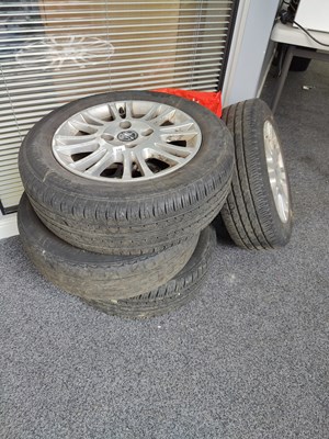 Lot 200 - 4 volvo wheels and tyres