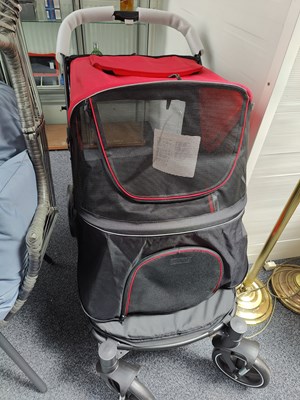 Lot 112 - Dog walking pram in red with mesh ventilation