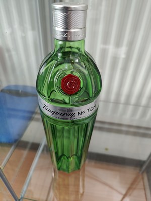 Lot 91 - Tanqueray No Ten Gin 70cl