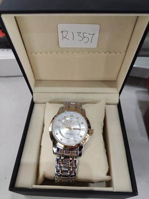 Lot 115 - Poedagar silver/gold gents watch