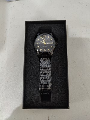 Lot 120 - Poedagar black watch