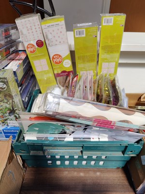 Lot 18 - Qty of Craft Items & Party accessories
