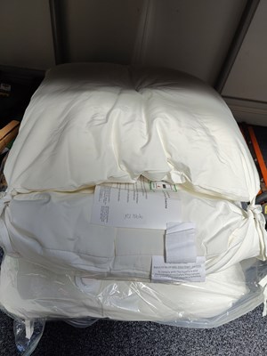 Lot 51 - 2 cushions for sun loungers