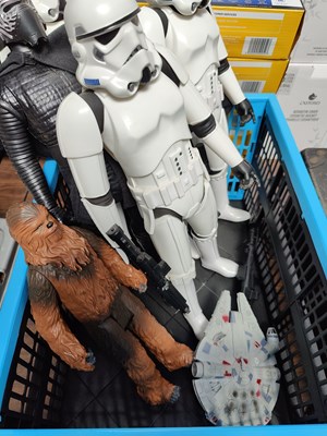 Lot 25 - Qty of Star wars toys and a millennium falcon
