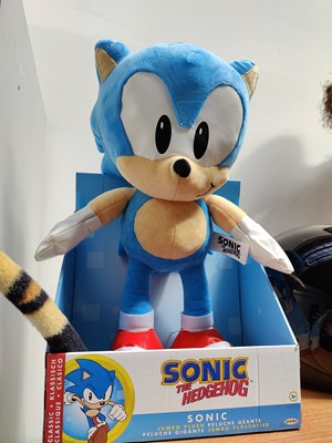 Lot 76 - Sonic the hedgehog jumbo plush toy in box