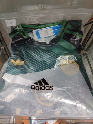 Lot 97 - Adidas M size top with Celtic logo