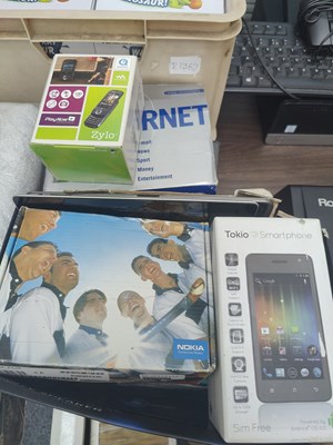 Lot 168 - Qty of state of the art technology including BT internet and Nokia mobile phones
