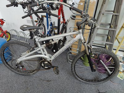 Lot 223 - Diamond Back Mountain Bike