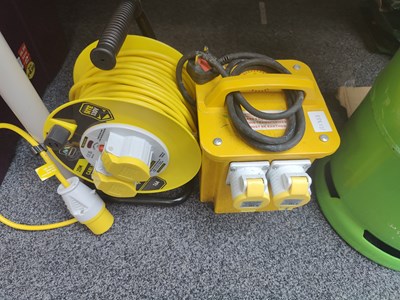 Lot 48 - 110v transformer and extension reel in nearly new condition