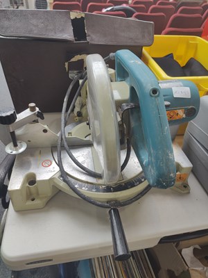 Lot 256 - Makita table saw