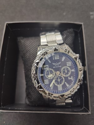Lot 163 - Zhowe metal gents watch