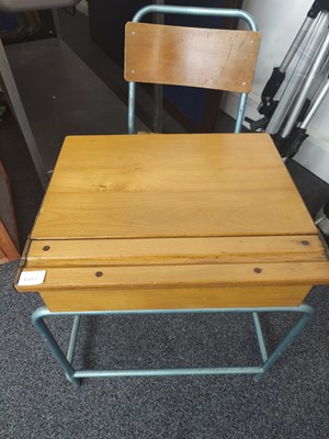 Lot 211 - Desk and chair