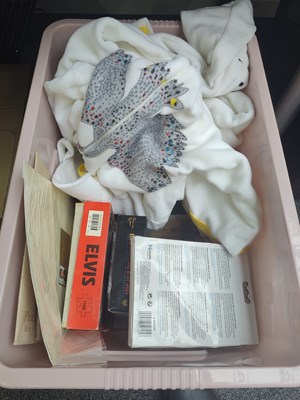 Lot 46 - Box containing asstd Elvis misc
