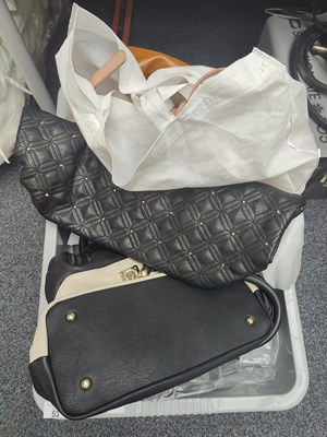 Lot 53 - Large Qty of Various Handbags