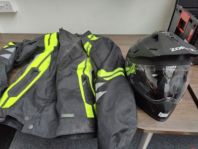 Lot 24 - 2xl motorbike jacket, helmet and gloves