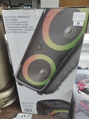 Lot 11 - Walk h501b wireless party speaker
