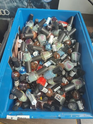Lot 8 - Qty of Nail Varnish