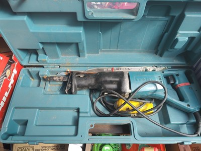 Lot 14 - Makita 110 Reciprocating Saw With Hard Case