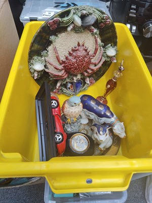 Lot 29 - Qty of decorative ornaments
