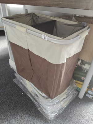 Lot 42 - 6x laundry baskets