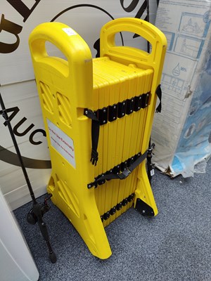 Lot 135 - Portable expandable barrier 4m over £150