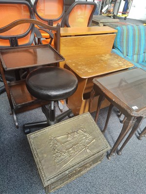 Lot 193 - Collection of occasional furniture