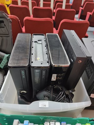 Lot 296 - 4 asstd Xbox consoles untested