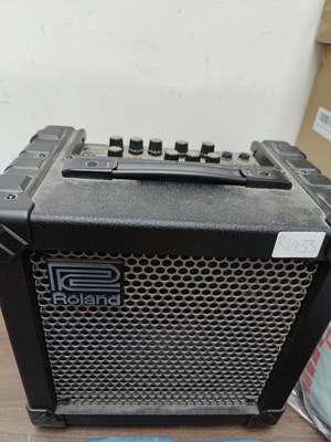Lot 39 - Roland cube-20x Guitar amp