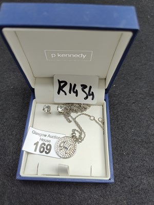 Lot 169 - Silver "H" and earring necklace