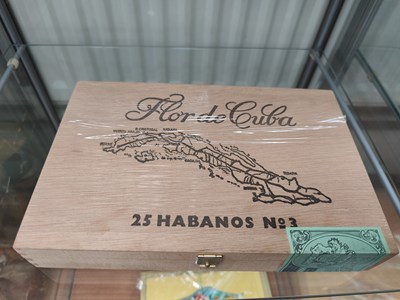 Lot 102 - Florde cuba 25 habanos no3 cigars