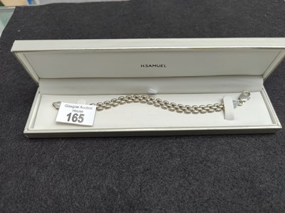 Lot 165 - Chunky bracelet in box