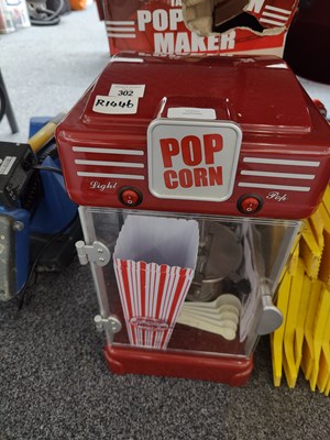 Lot 302 - Tabletop popcorn maker in classic style