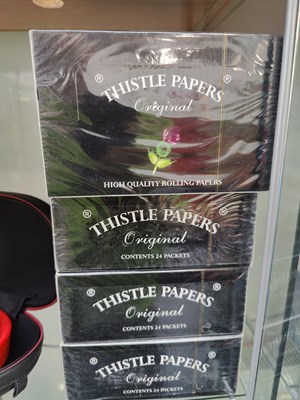 Lot 40 - Large qty of Thistle rolling papers