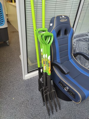 Lot 180 - Qty of New Garden Tools 6 In Total