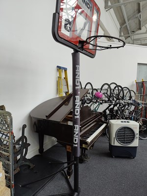 Lot 246 - And1 basketball hoop