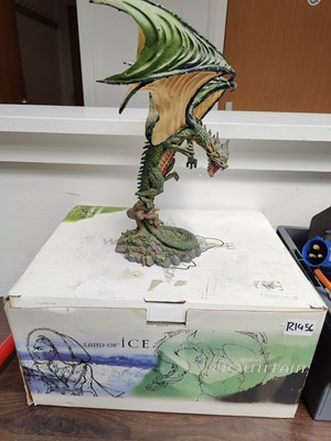 Lot 19 - Large Dragon Figurine with box