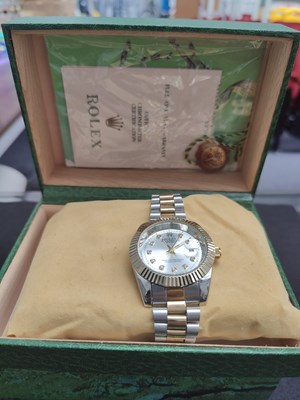 Lot 140 - Watch bearing rolex logo