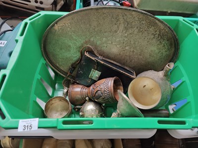 Lot 315 - Box containing misc