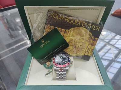 Lot 117 - Watch bearing rolex logo in display box