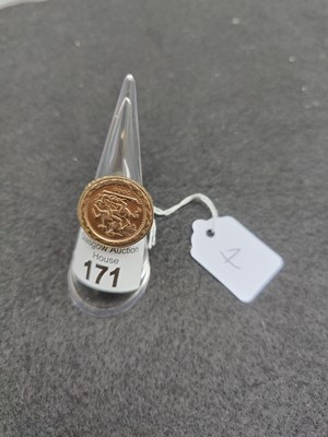 Lot 171 - 9ct gold gents ring 4.31 grams