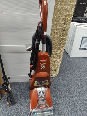 Lot 106 - Bissell power wash carpet cleaner untested