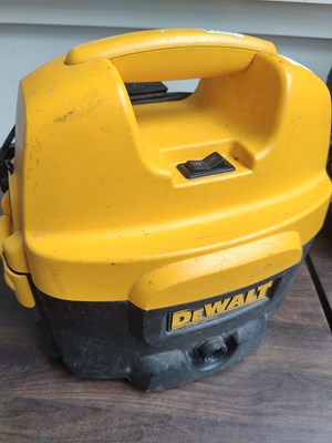 Lot 8 - Dewalt Site Hoover tested working