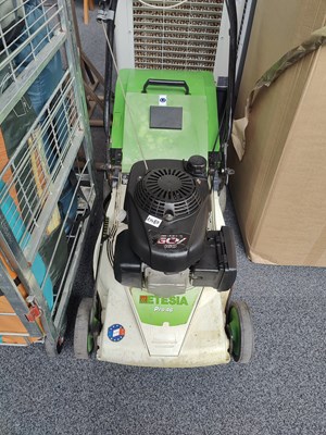 Lot 228 - Honda etesia Pro 46 lawnmower tested working