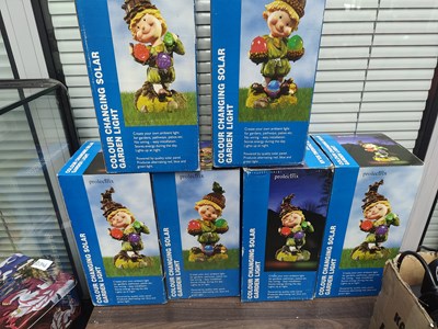 Lot 148 - Job lot of colour changing solar garden lights
