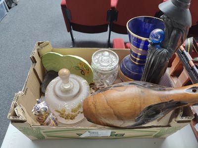 Lot 23 - Box of misc