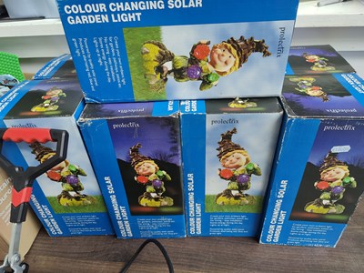 Lot 4 - Colour changing garden solar lights