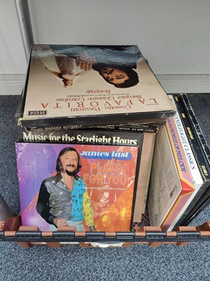 Lot 65 - Large collection of classical vinyl records bundle 3/4