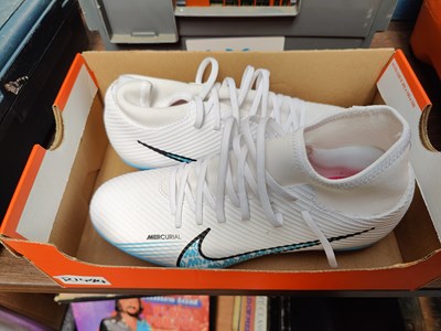 Lot 37 - Football boots size 6 bearing Nike logos