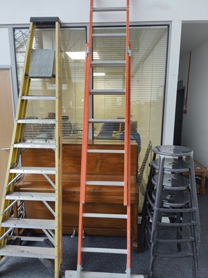 Lot 189 - Red 2 stage ladder