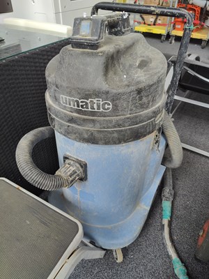 Lot 247 - Numatic blue shop vac with hose untested